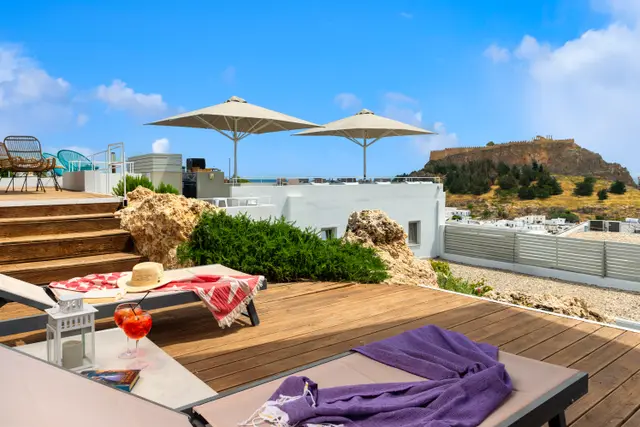 Sky Bar & Breakfast
